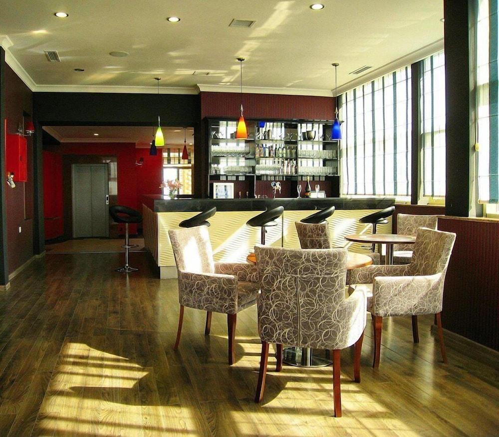 Central Park Baku Exterior foto